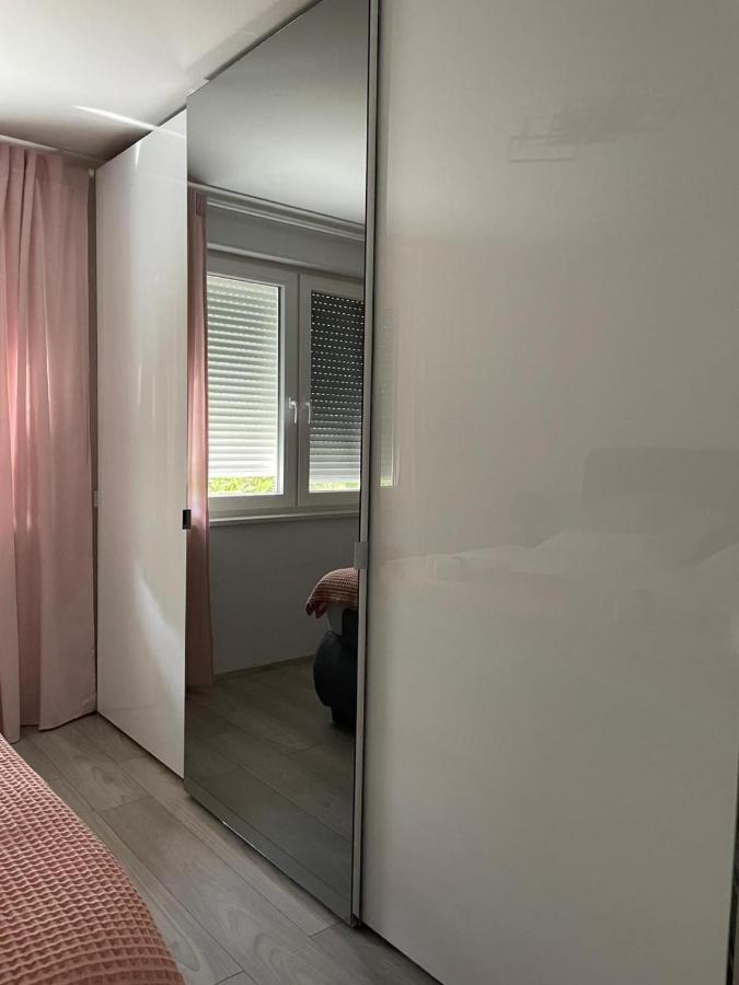 Apartment Tomy Rijeka Luaran gambar