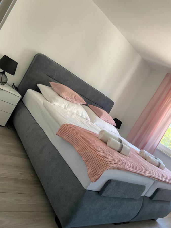 Apartment Tomy Rijeka Luaran gambar